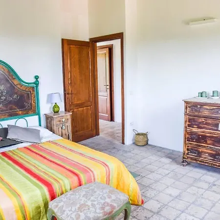By Casamerina, San Venanzo With Pool And Hot Tub Villa